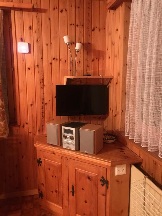 Ferienwohnung Im Chalet Boubou Wiler ภายนอก รูปภาพ
